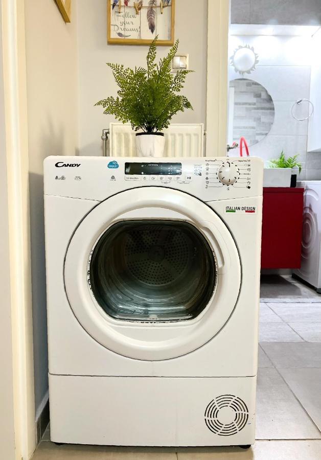 Kris Apartament *