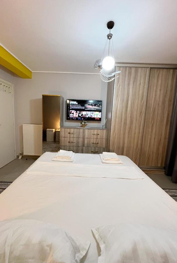 Kris Apartment *