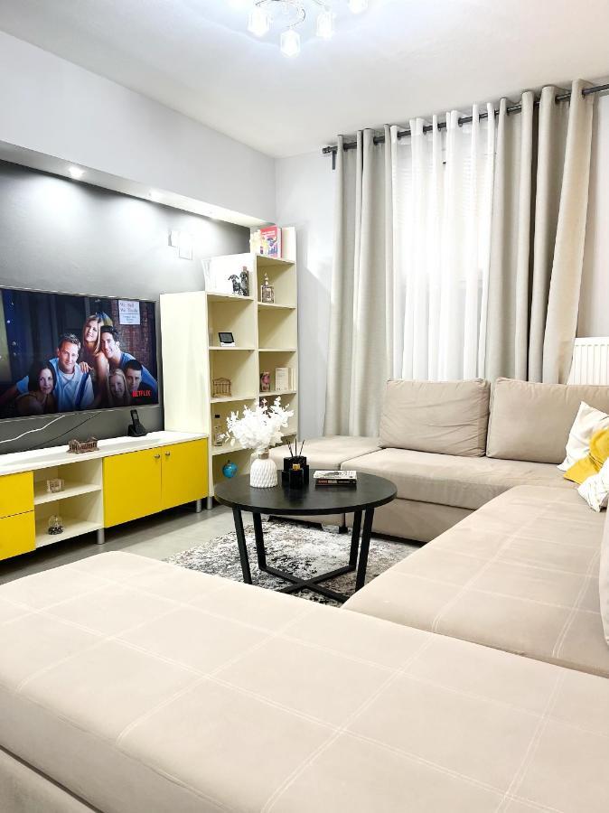 Kris Apartment